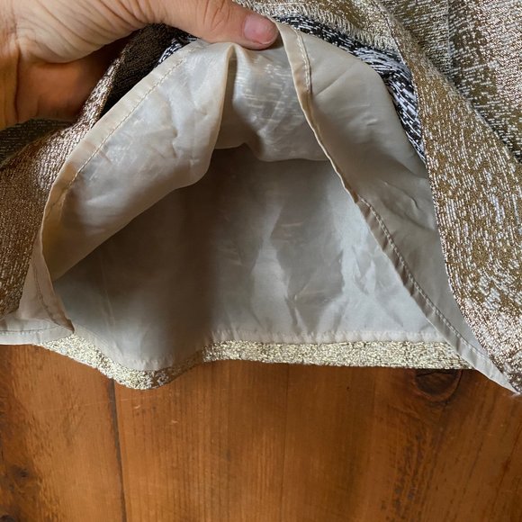 Girls Golden Dress 2T - Picture 4 of 4